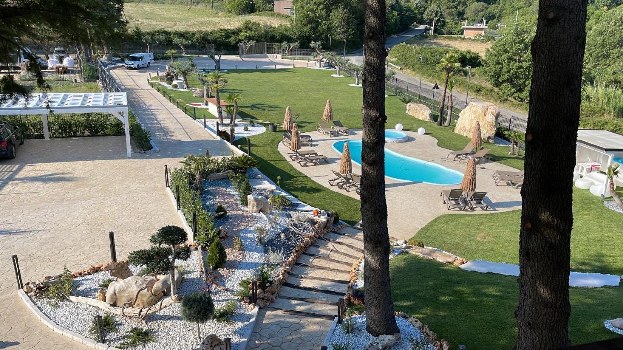 I-Relais B&B Montefalcone del Sannio Buitenkant foto